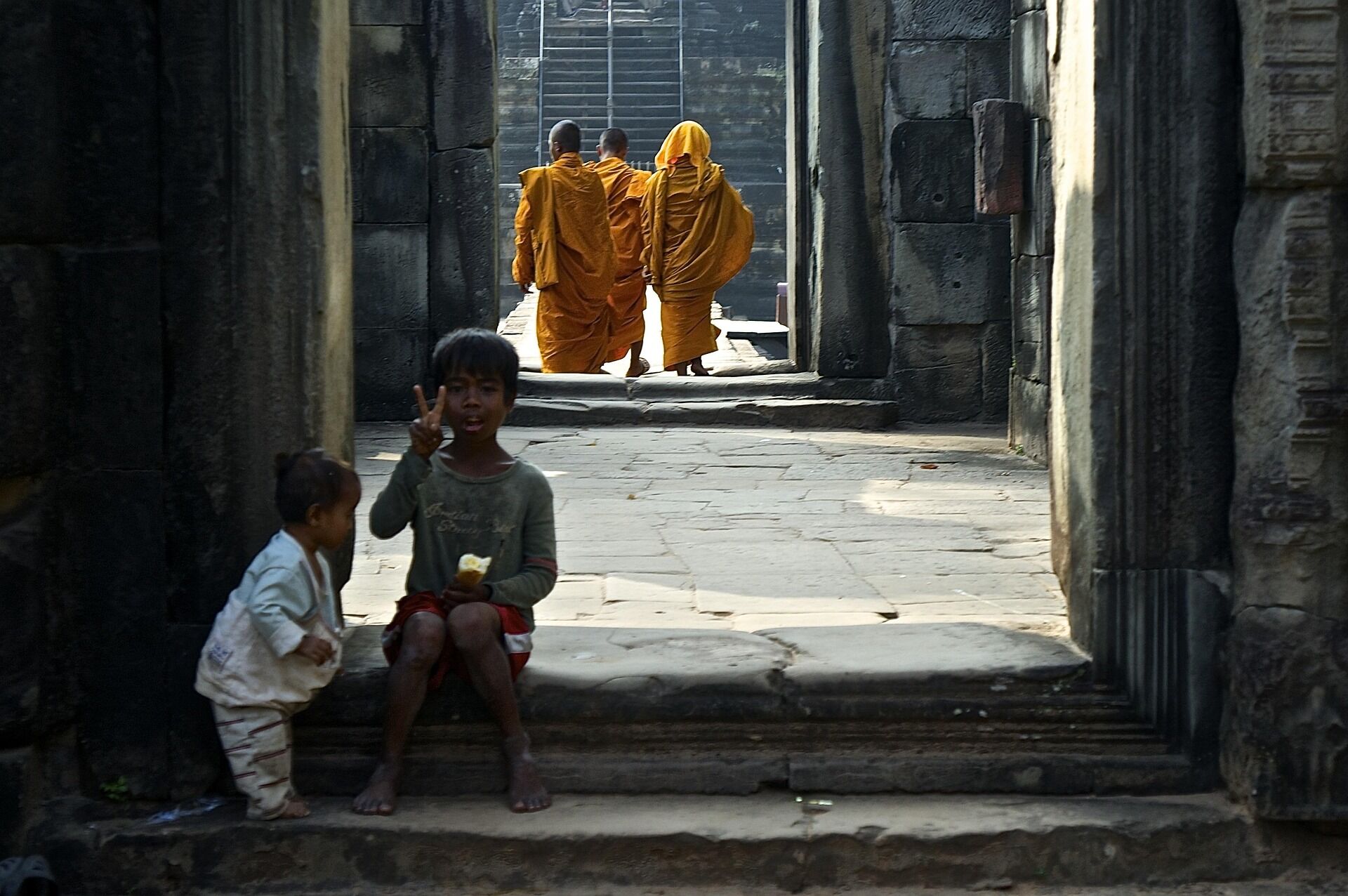 Capture the spiritual essence of Siem Reap’s cultural landmarks